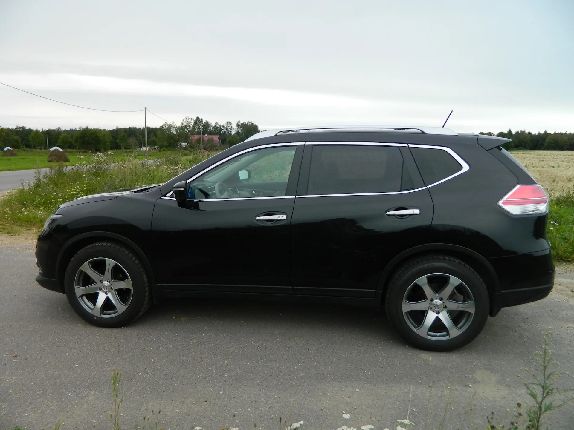 Диски nissan x-trail r19. Nissan x trail t32 r19. Диски для nissan x trail t32 r17. Nissan x-trail t32 диски. X-trail t32 диски.