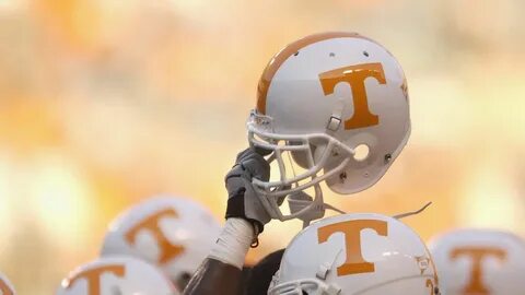 Tennessee Football: K’Rojhn Calbert to Undergo Surgery, Will Miss 2017 Season - 