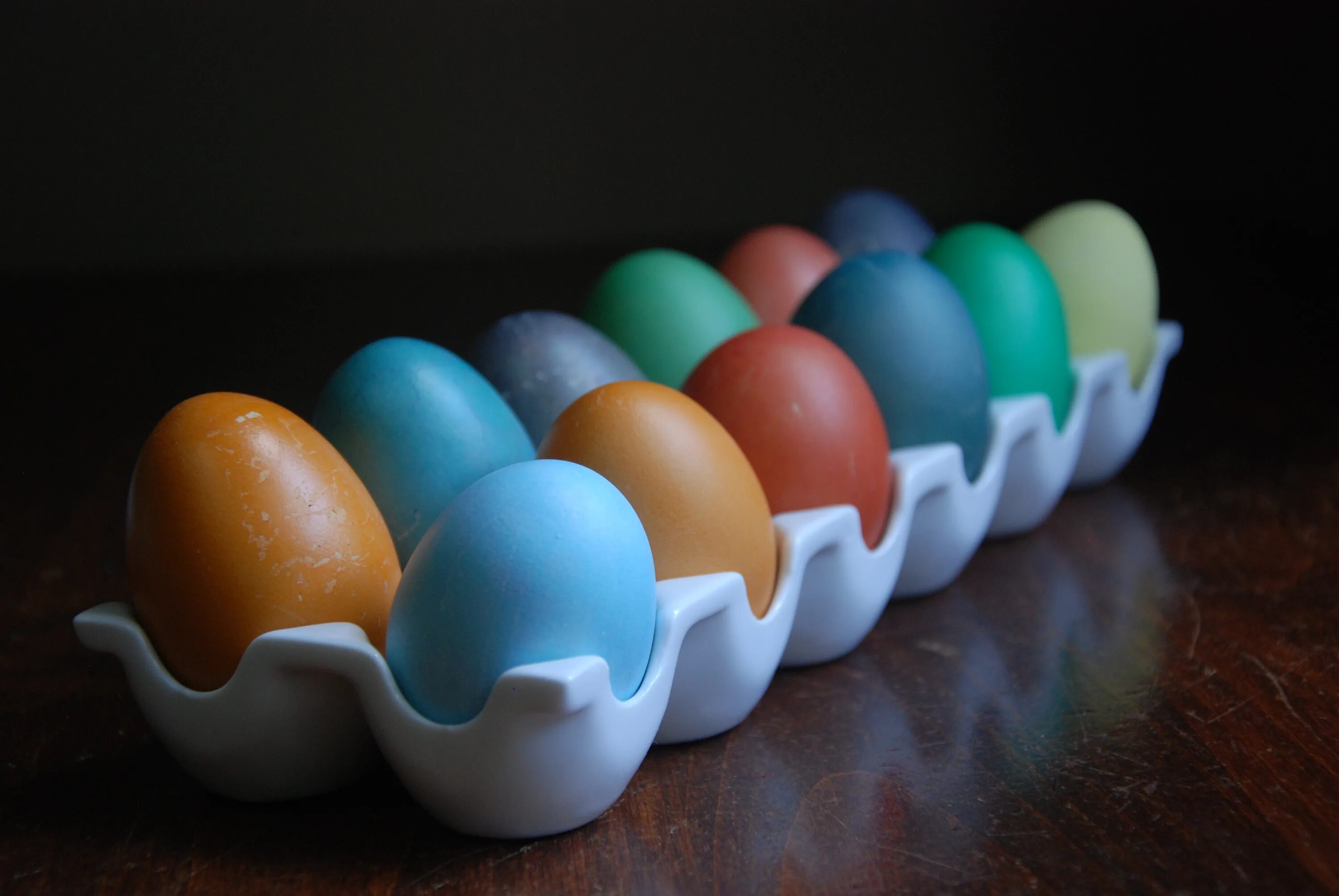 К чему снится собирать много куриных яиц. Яйцо. Крашеные куриные яйца. Яйца фото. Яйцо (пищевой продукт).