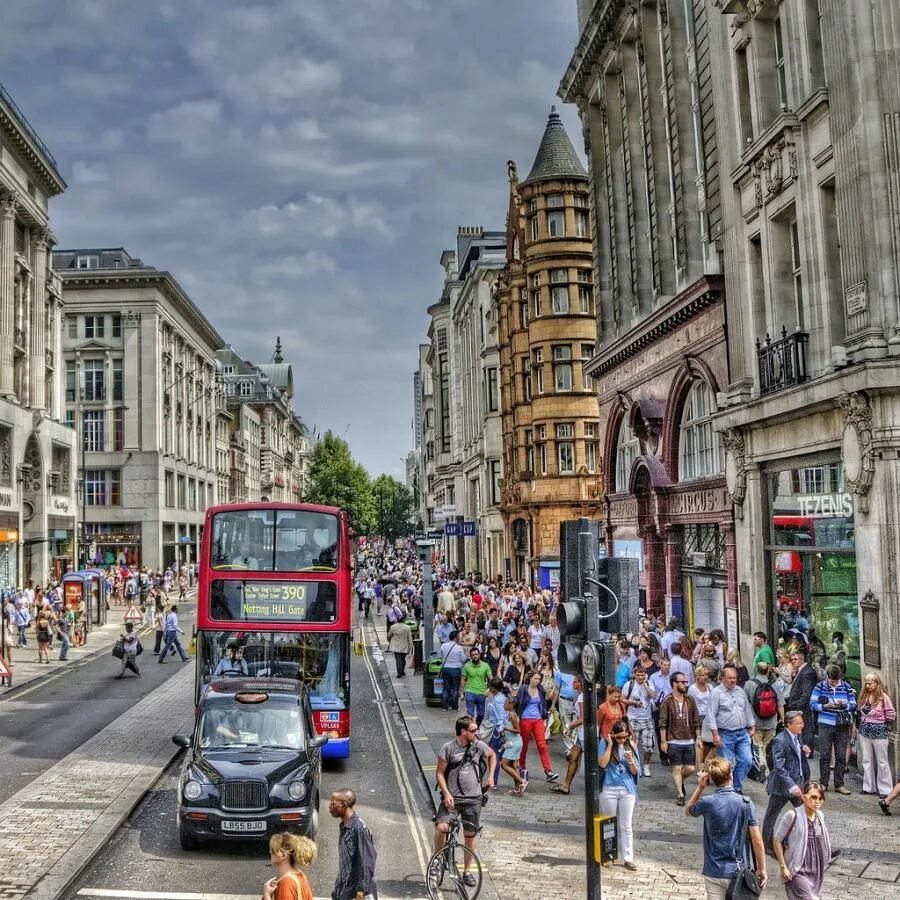 Улица Оксфорд стрит в Лондоне. Oxford Street в Лондоне. Англия Оксфорд улицы. Великобритания Оксфорд Стрид. Oxford street shops