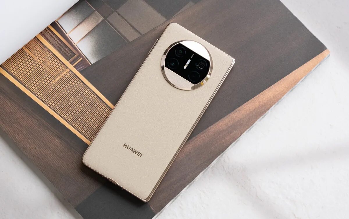 Хуавей про 60 камера. Huawei Mate x3. Huawei Mate 3. Huawei Mate 60 Pro комплектация. Huawei Mate 11 Pro.