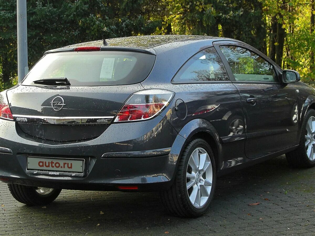 Opel astra h 2010. Opel astra gtc h 1. Опель астра 2010 черный. Astra gtc 2010. Opel astra h gtc 2010.