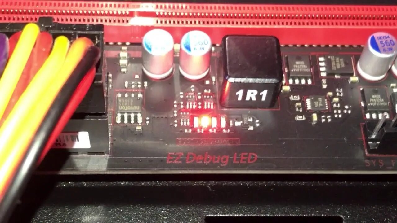 Ez debug led горит cpu. Msi ez debug led. материнская плата msi ez debug led. ez debug led на платах msi. debug led на материнской плате.