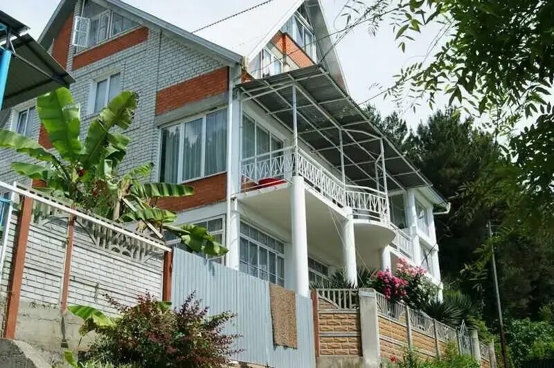 Лазаревское гостевые дома фото Лазаревское гостевые дома фото