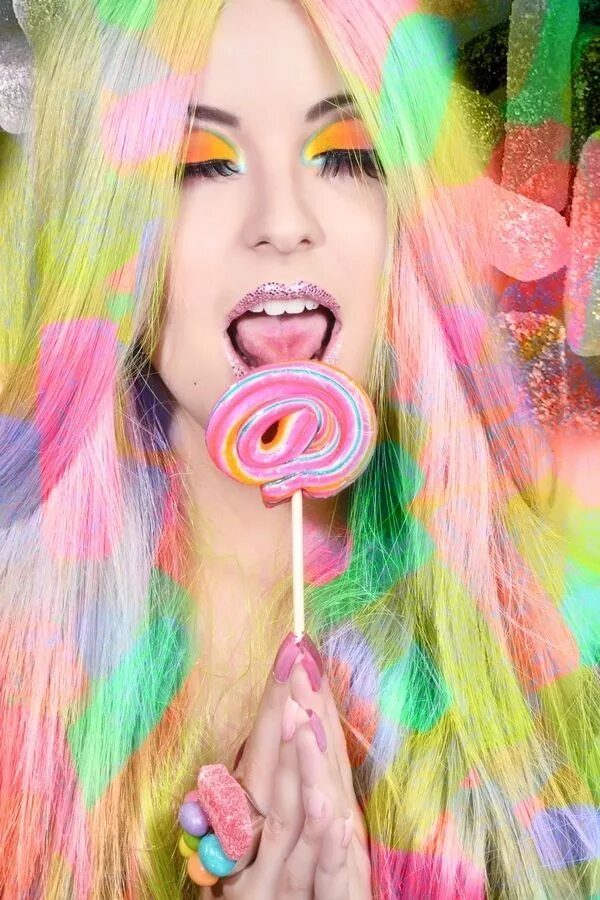 Candygirl. Candygirl. Candygirlvideo. Девушка с карамелью. Фотосессия в стиле барби.