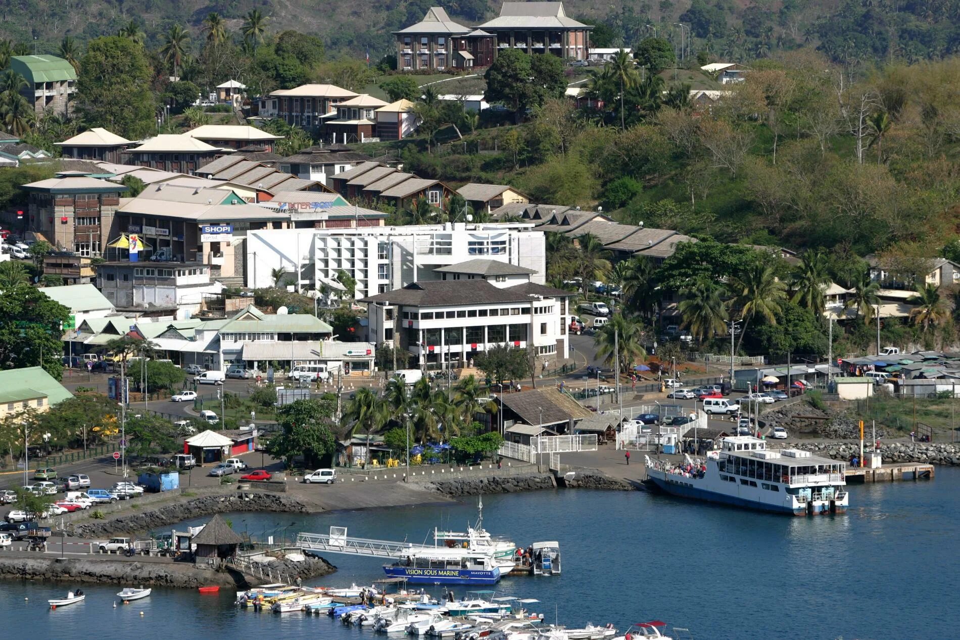 Mayotte. Мамудзу Майотта. Майотта столица. Департамент Майотта. Майотта заморский регион Франции.