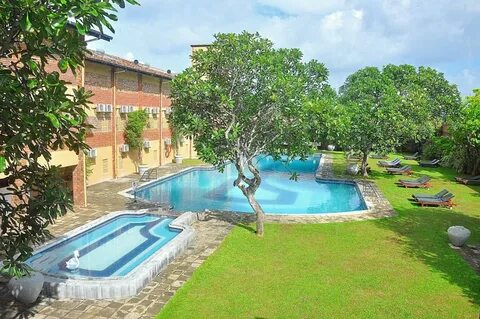 The long beach resort 4 шри