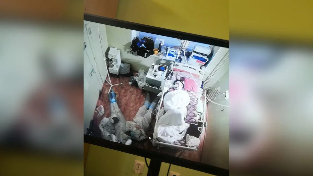 Вышлют посылку дежурящий в клинике