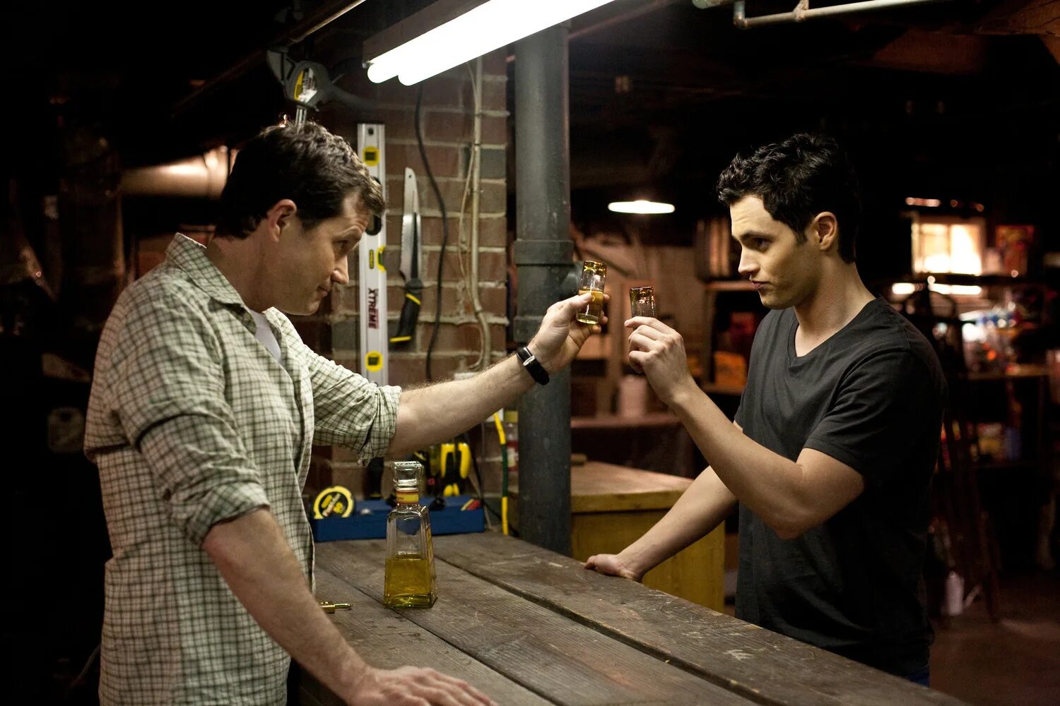 Странный отчим. Отчим триллер 2009. пенн бэджли 2009. отчим 4 2009.