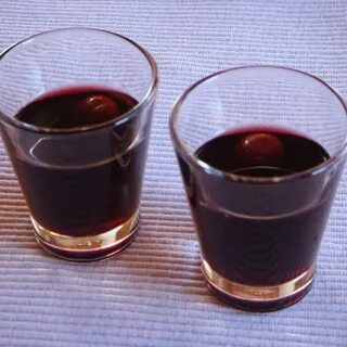 Вино из вишневого листа
