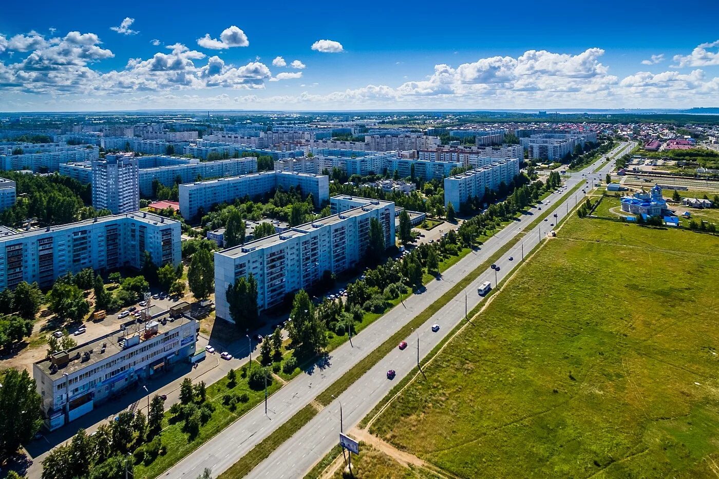 Город Ульяновск. Ульяновск новый город Волга. Ульяновск Заволжский район. Ульяновск центр с высоты.