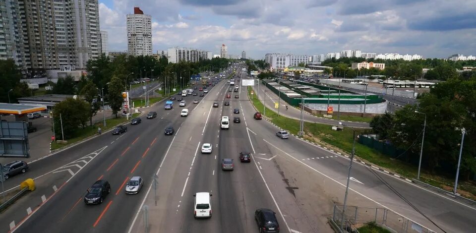 Метро москвы каширское шоссе. Каширское шоссе. Каширское шоссе шоссе Москвы. Каширка Москва. Каширское шоссе фото.