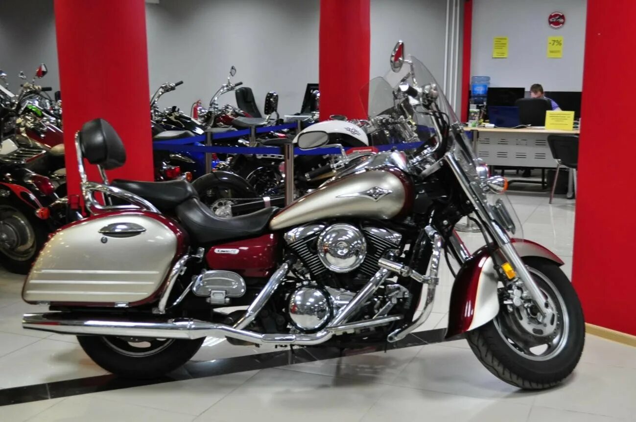 Kawasaki vn1600 vulcan. Kawasaki vulcan 1600. Kawasaki vulcan 1600 nomad. кавасаки менстрик vn1600. Kawasaki vulcan 1600 classic.