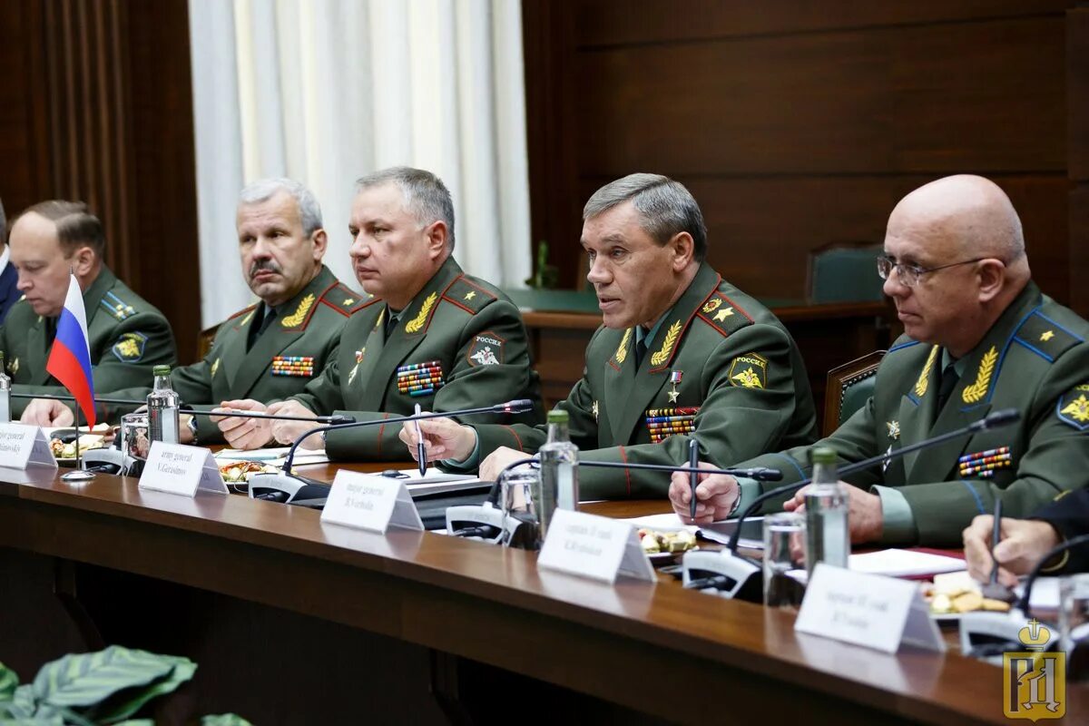 Где настоящие генералы