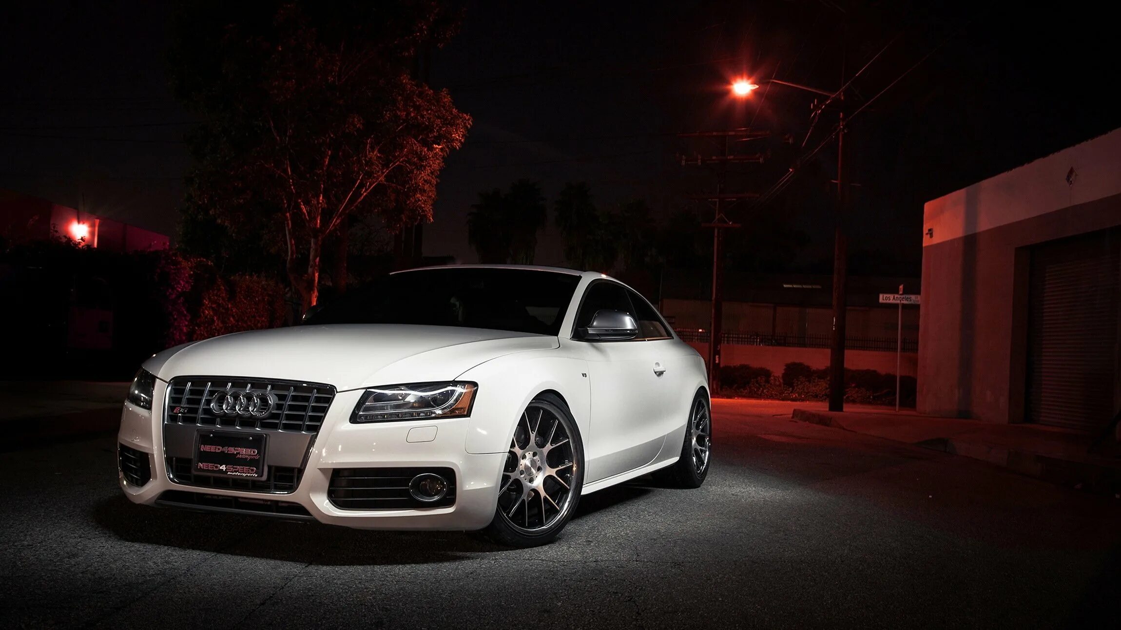 Audi на аву. Audi a5 rs5. Audi rs6. Audi av. Audi a7 stance.