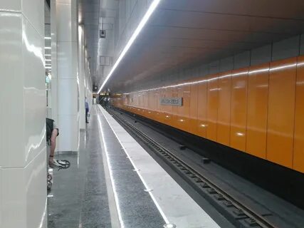 Метро лухмановская
