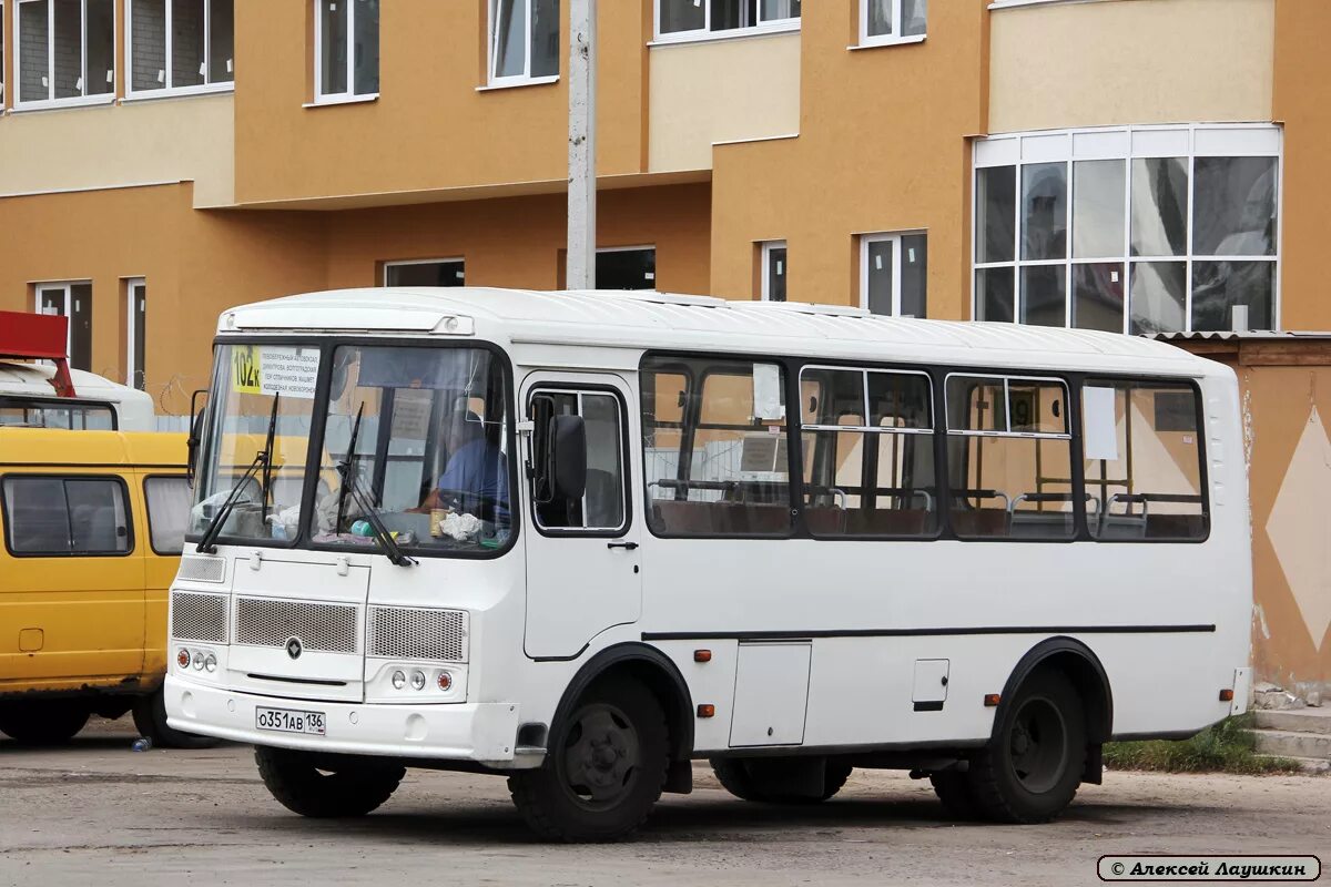 Воронеж 136 Воронеж ПАЗ 32054. Воронеж автостанция Левобережная. ПАЗ 32054 Воронежский. Автобусы Левобережная автостанция Воронеж.