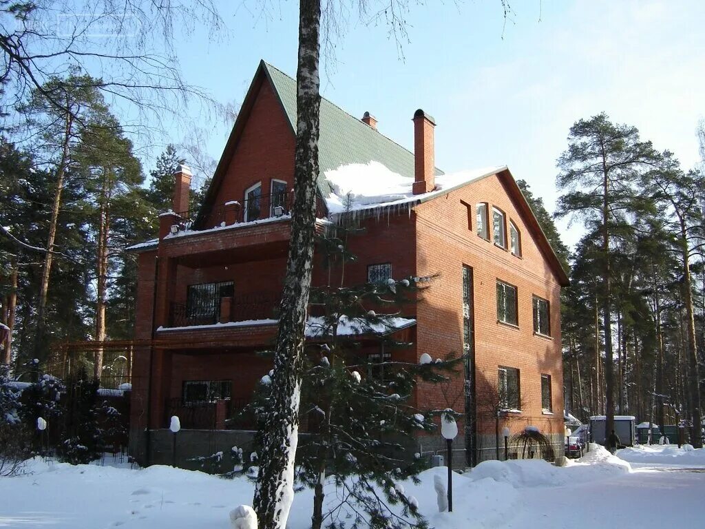 кирпичный дом в малаховке. малаховка ул чернышевского д 6. малаховка люберецкий район. снимать малаховке. малаховка московская область, поселок, улица, белинского.