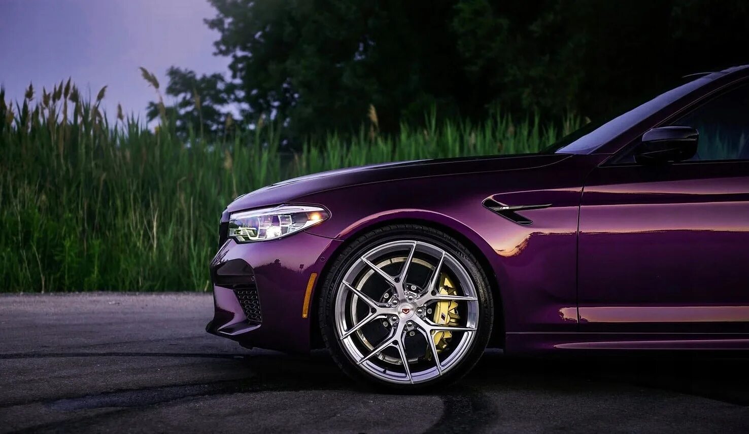 BMW m5 f90 Wheels. BMW m5 Competition фиолетовая. BMW m5 f90 фиолетовая. BMW m5 f90 Purple Black. Диски на м5