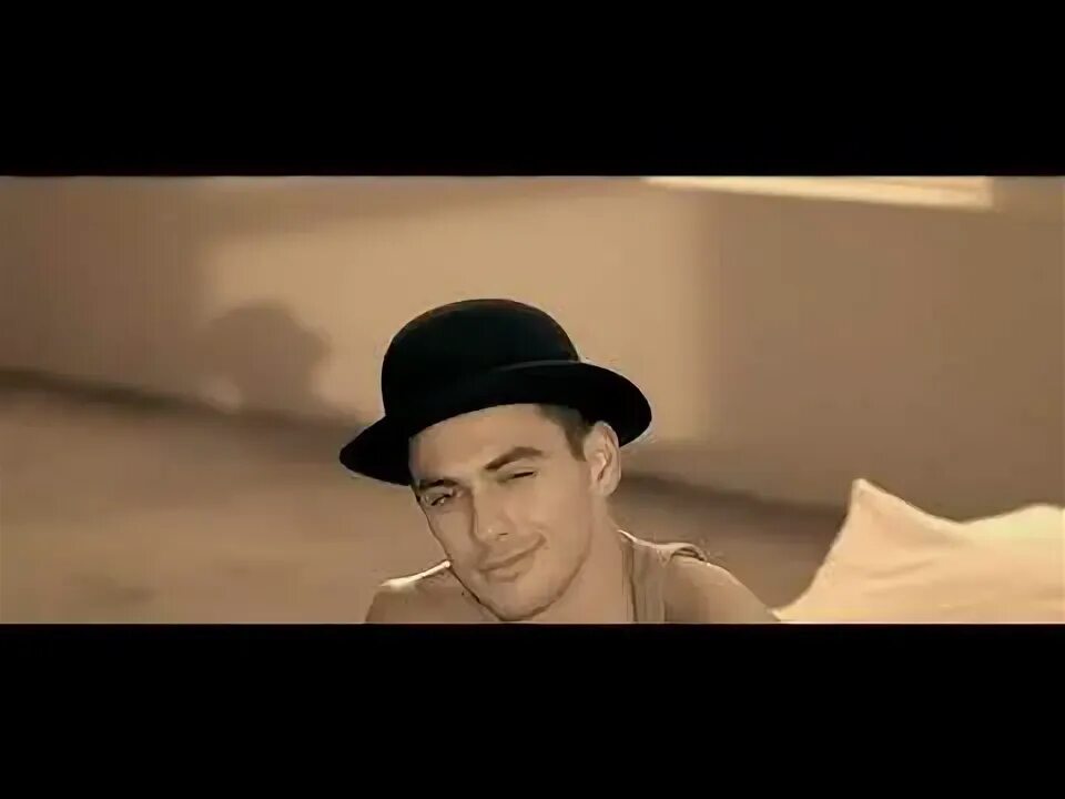 Мы так нелепо разошлись. Мы так нелепо разошлись. Мы так нелепо разошлись. Так нелепо песня. Туриченко мы так нелепо разошлись.