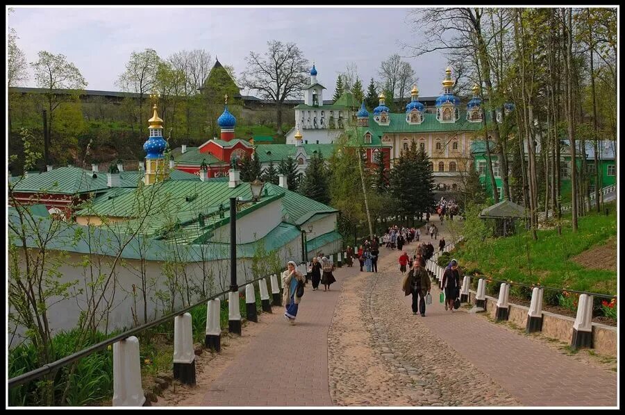 псков псково-печерский монастырь. печоры псковские город. печоры псковскобласть. печоры псковская область достопримечательности. г.