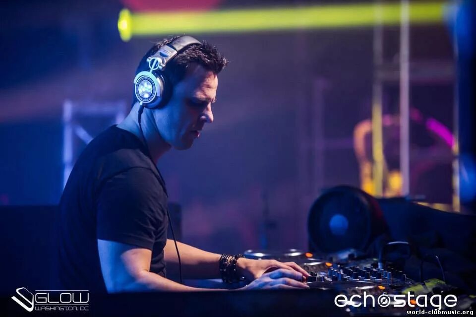 Trance around world 100. A state of trance 2005. клубная музыка 2006. анжелика бабич ди джей. клубная музыка 2006.