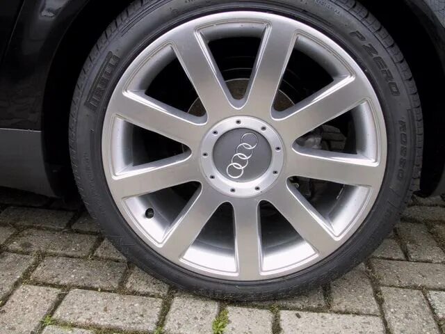 Диски audi s8 r21. Audi a5 235/50 r18. Audi a8 1999. Диск колеса ауди а8. 235/55 r17 audi a4 b7.