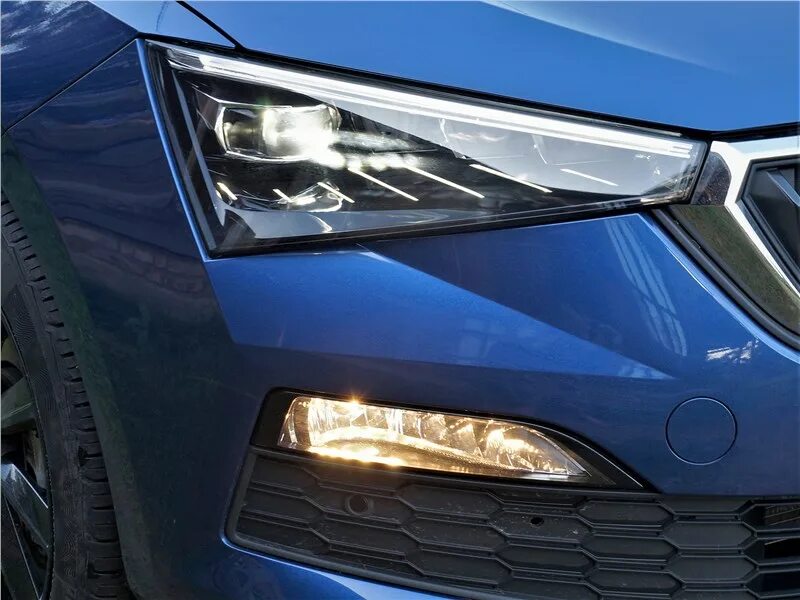 Оптика Шкода Рапид 2020. Фара Шкода Рапид 2020. Оптика Full led Skoda Rapid. Led фонари Skoda Rapid 2020.