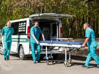 Сопровождение медицинским работником