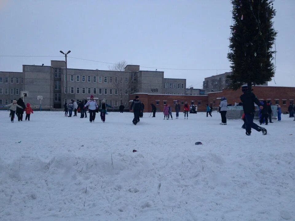 Ель School Новосибирск. Фото с города Иланского в занимальнем зале и Котке. Каток 4 буквы