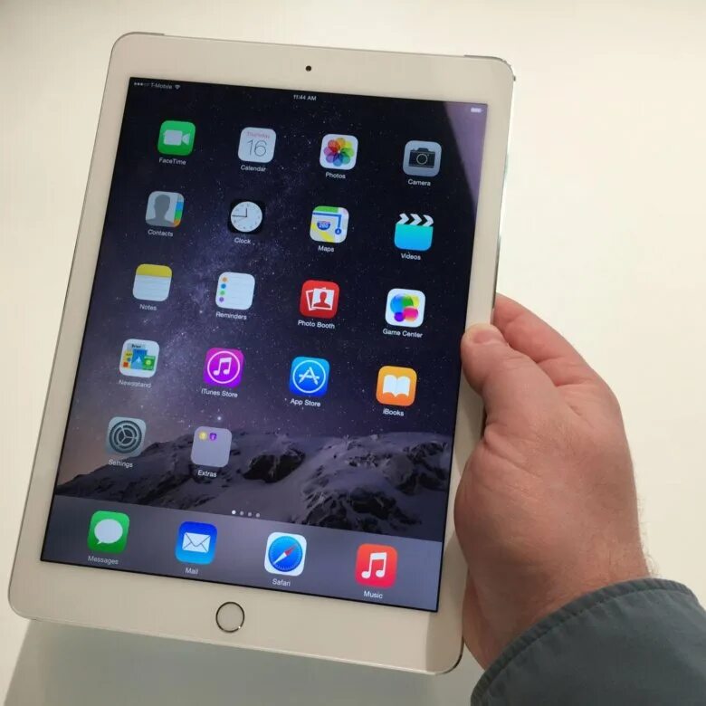 Apple IPAD Air 2. Apple IPAD Air 2022. Планшет Apple IPAD Air 2. Apple IPAD Air 2 2014 планшет. Планшеты диагональ 11 дюймов