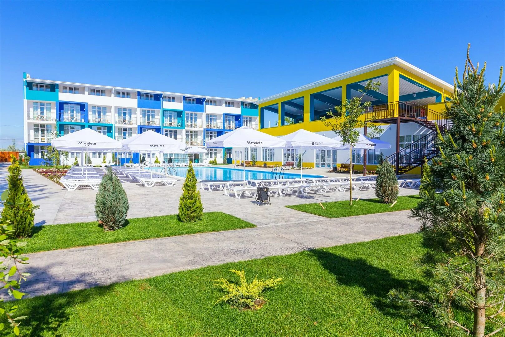 Hotel includes. Moreleto отель Анапа. Море лето Анапа Пионерский проспект. Море лето (moreleto) Анапа Пионерский проспект. Moreleto Ultra all inclusive 4 Анапа.