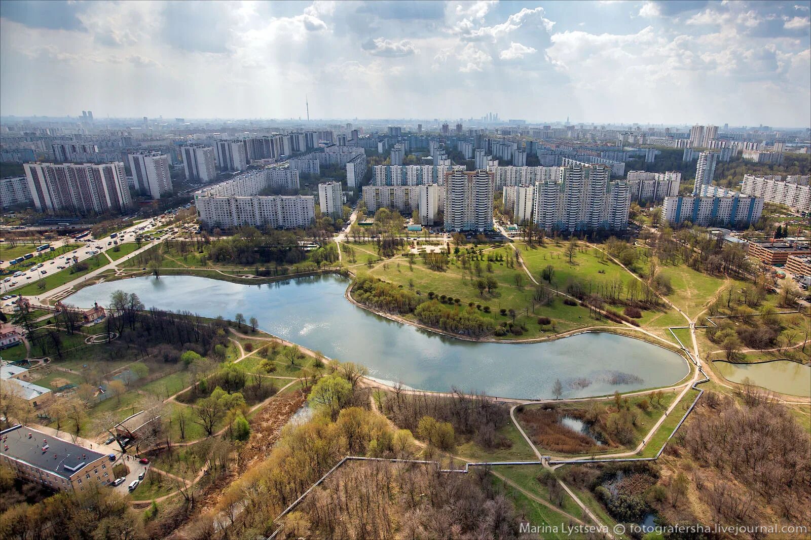 Парк северный район москвы. Парк в Алтуфьево Лианозово. Лианозово (район Москвы). Алтуфьево район. Парк Алтуфьевский район Бибирево.