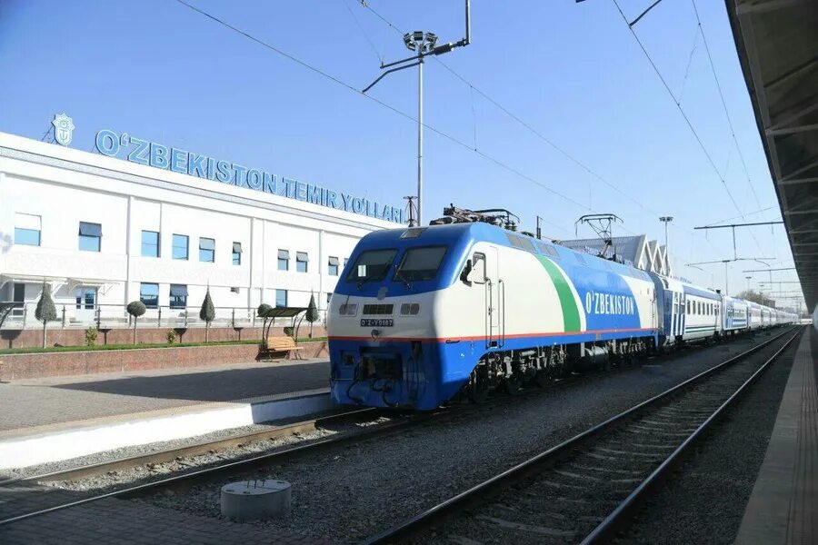 Узбекские поезда