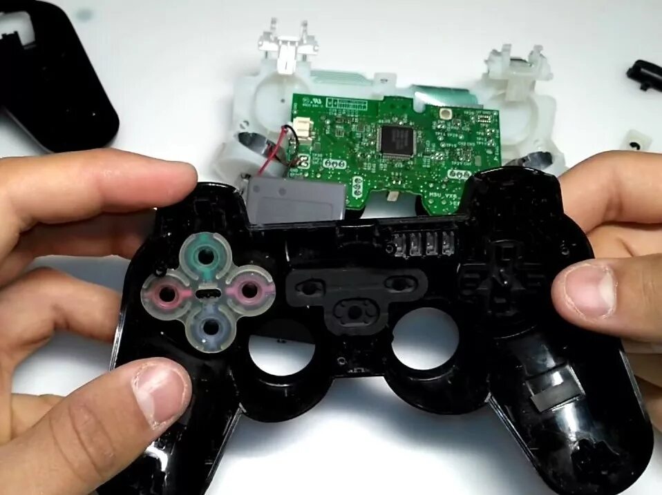 Что делать если джойстик не включается. Плата геймпада ps3. Dualshock 3 Sixaxis. Дуалшок 3 сборка. Dualshock 3 плата геймпада.