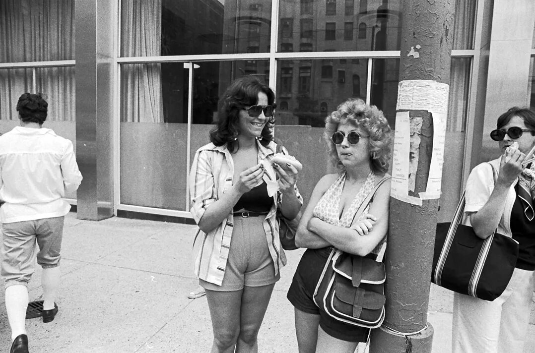 мода 60-х франция. девушки 60-х. мини юбки 60х. 60-е годы. кострома 1960 е.