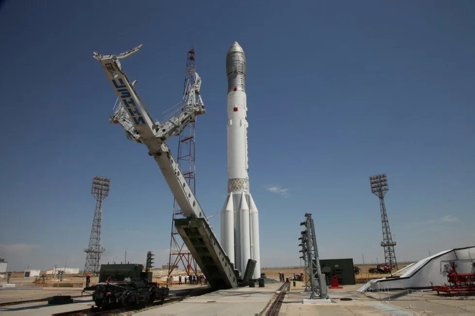 Ракета протон м. Протон м и ангара а5. Рн протон ур-500к. Фото ракет носителей. Proton-m ракета.