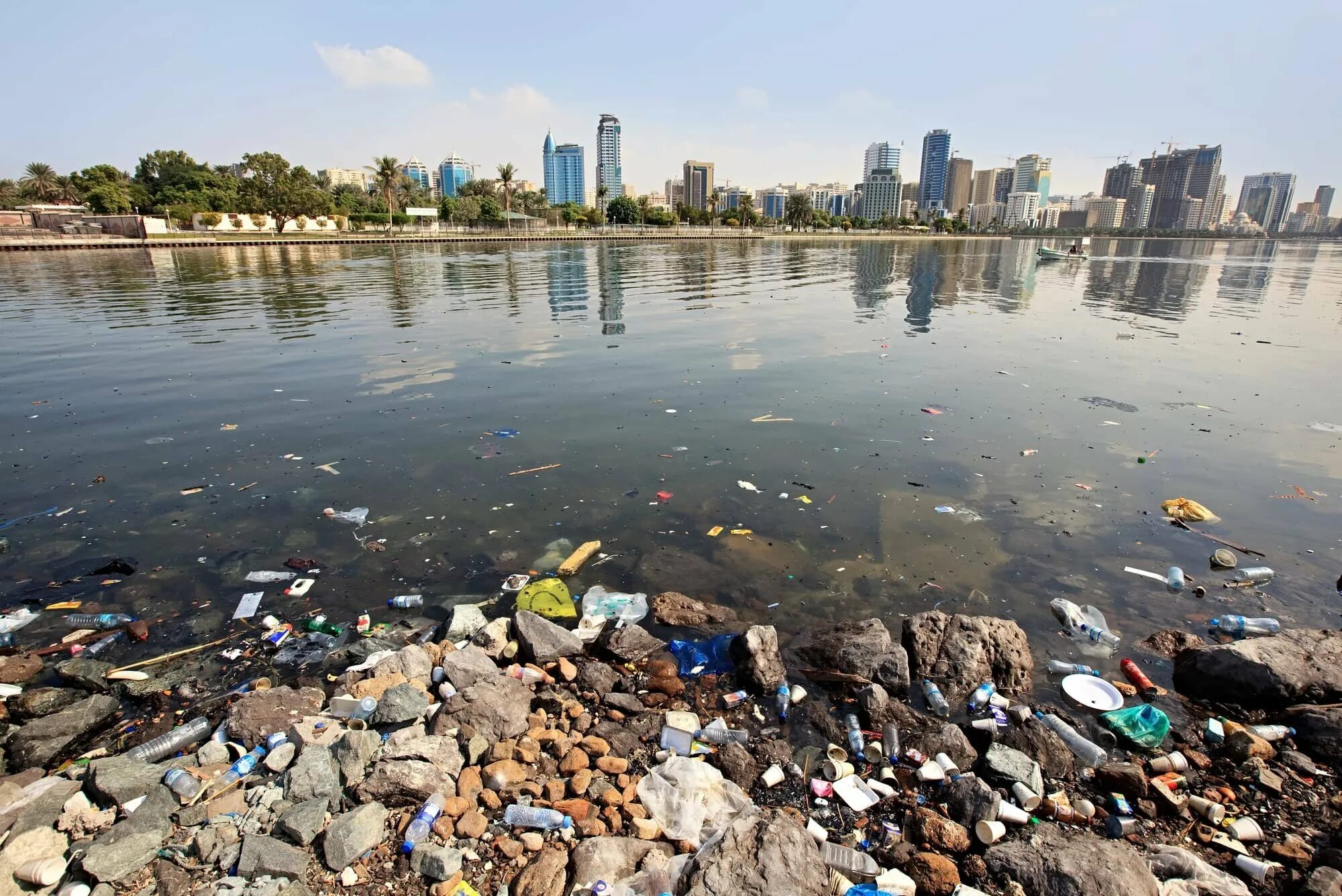 Pollution pictures. Загрязнение окружающей среды. Загрязнение воды. Загрязнение окружающейтсреды. Загрязнение природы.