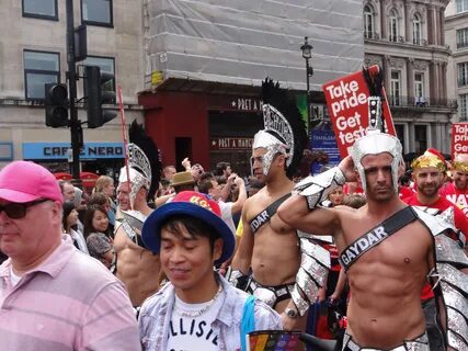 London Gay Pride 2012 Gaydar.jpg. 