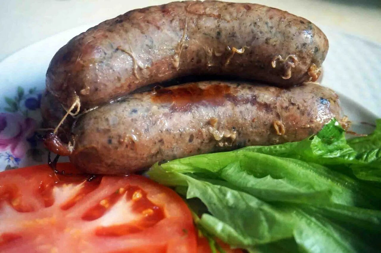 Как приготовить купаты в духовке купленные магазине. Мегрельские купаты. купаты с овощами. купаты из индейки в духовке.
