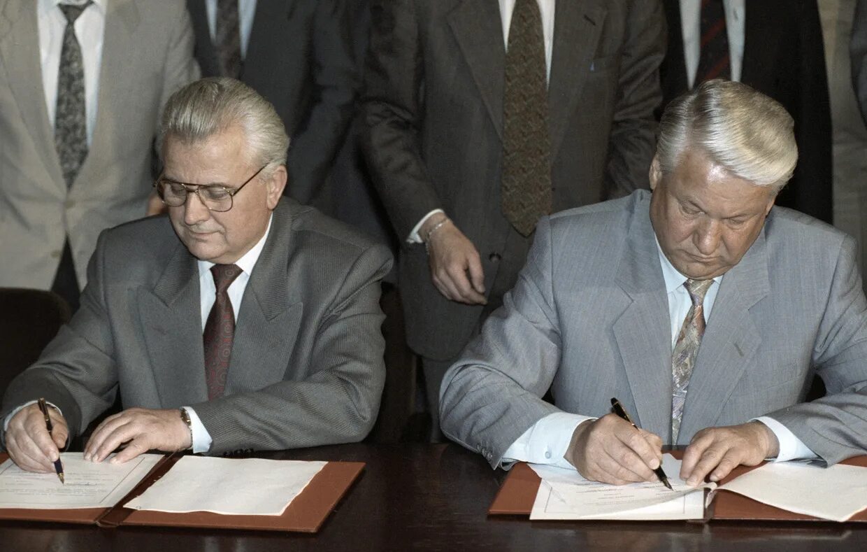 Соглашение 1993. Кравчук и Кучма 1994. Ельцин 1992.