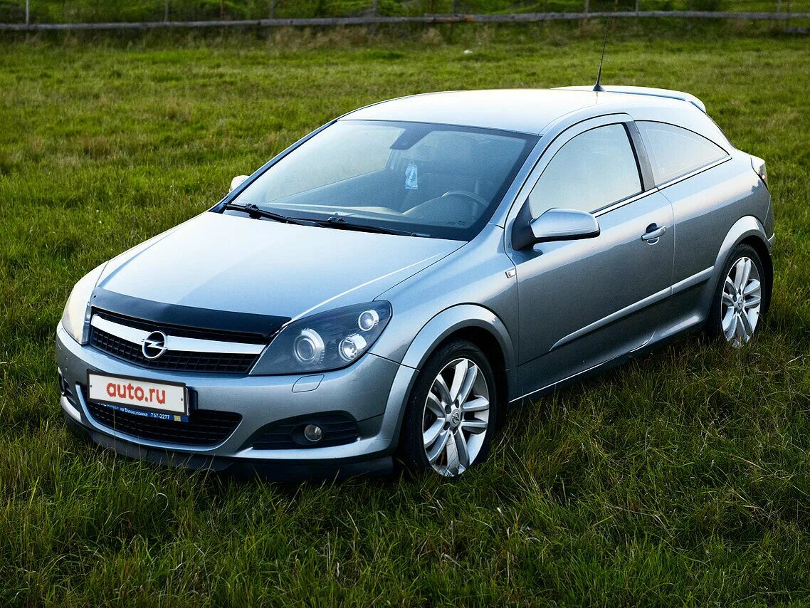 Б у авто опели. Opel Astra h 2009. Opel Astra GTC 2009.