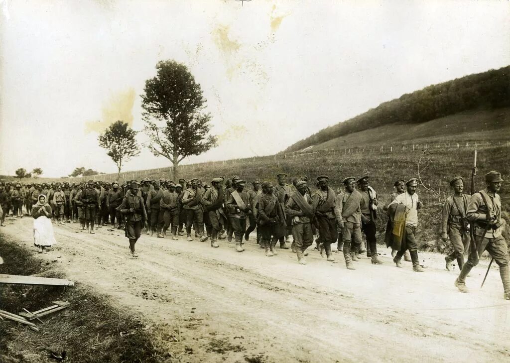 Окружение русских войск. Горлицкий прорыв 1915. Первая мировая Горлицкий прорыв.