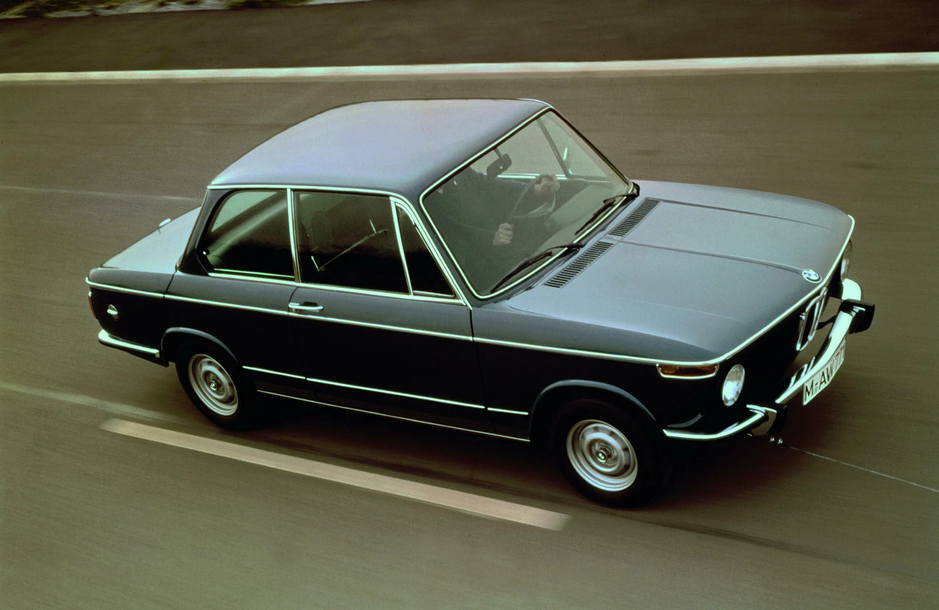 Е 20 1 45. BMW 02 e10. 1966 — BMW 2002. БМВ е20. BMW 02 e10 1972.