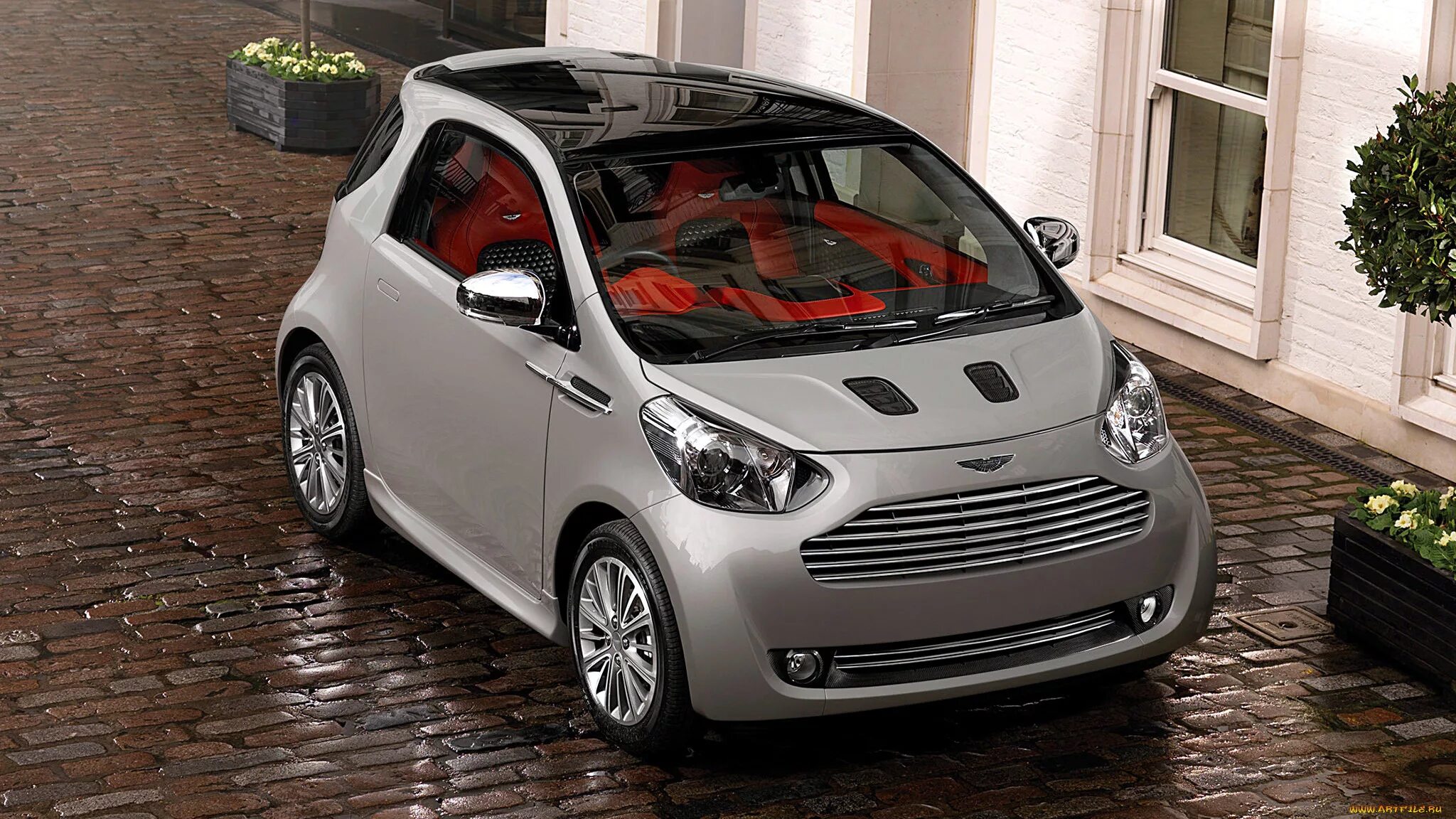 Toyota IQ Aston Martin Cygnet. Aston Martin Cygnet 2011. Aston Martin Cygnet 2020.