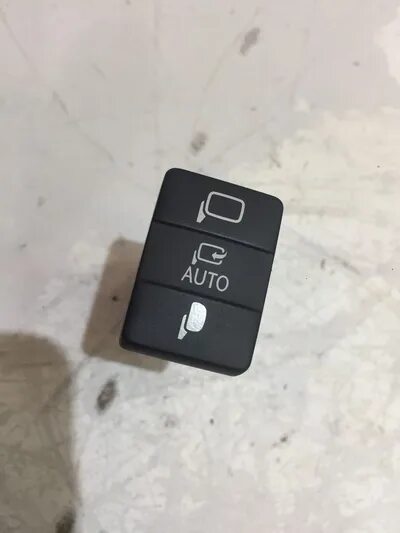 Кнопка складывания. Кнопка складывания зеркал 2190 артикул. Кнопка складывания зеркал мазда 6 gg. Кнопка складывания зеркал митсубиси л200. Кнопка складывания зеркал safe артикул.