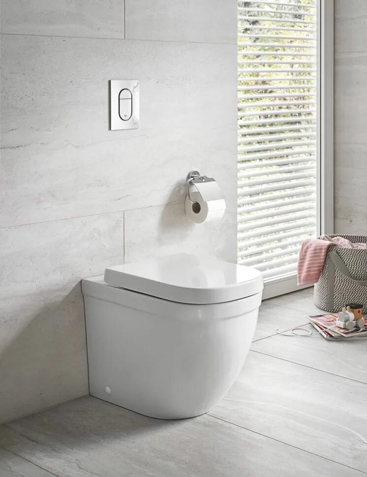 Унитаз grohe напольный. Унитаз Grohe Euro Ceramic 39538000. Grohe Euro Ceramic 39329000 унитаз. Унитаз Grohe Euro Ceramic подвесной (39538000). Подвесной унитаз Grohe Euro Ceramic.