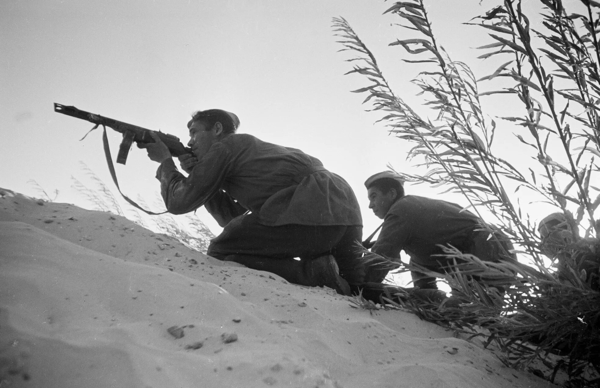 Советские автоматчики ВОВ. Военная хроника ВОВ 1941-1945 Г.Г.