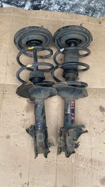 Стойки на ниссан цефиро. Стойки на ниссан цефиро. Стойки цефиро а32. Nissan cefiro va32 задняя стойка. Стойки на ниссан цефиро.