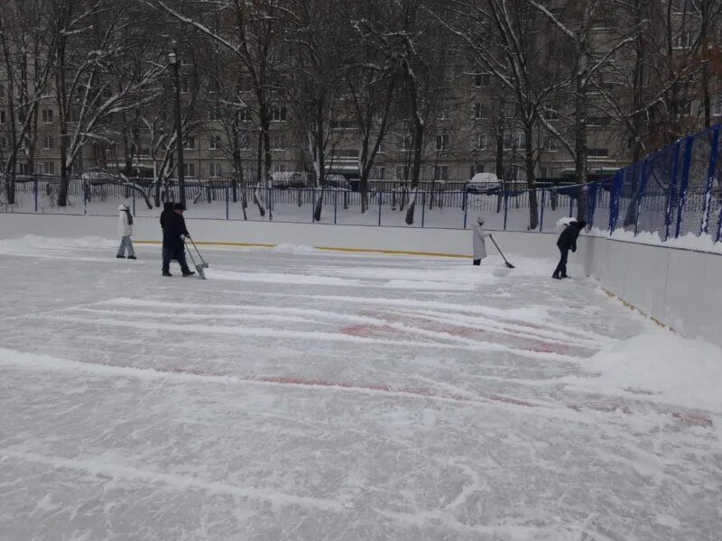 Каток в городском парке. Каток город Крымск. Каток в городе Ногинск в парке ул ключик. Ул. Ярославская, 52. Каток в городе Чебоксары. Школа номер 2 Чебоксары каток город учитель в.в.